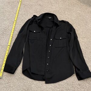 Women’s Black Button-Up Longsleeve